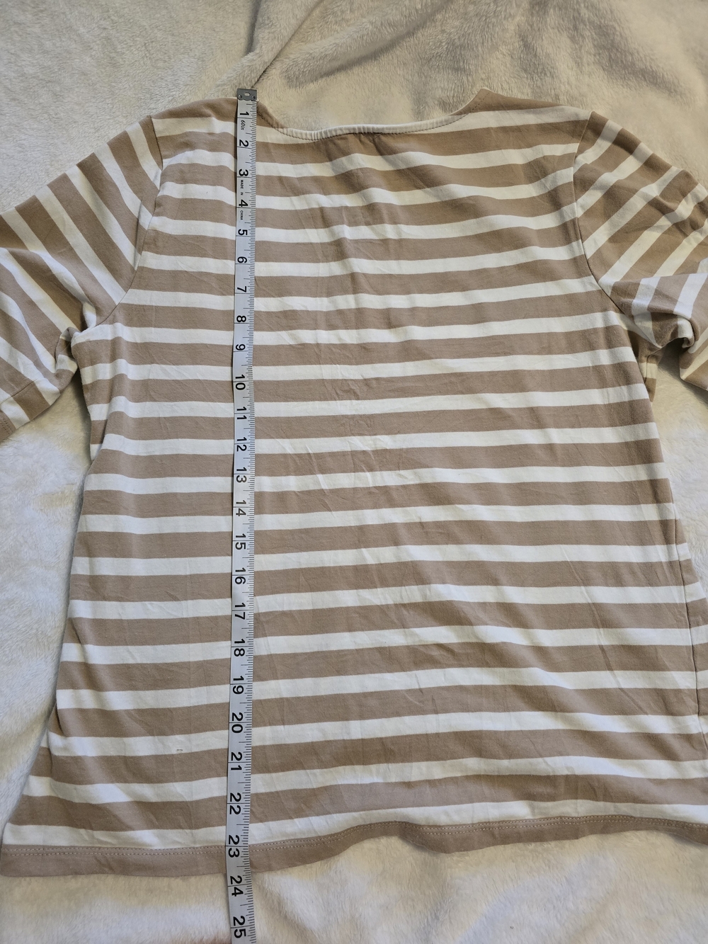 Anne Klein Tan Striped Short Sleeve Top Scalloped Shoulder Detail Size S - Picture 5 of 5